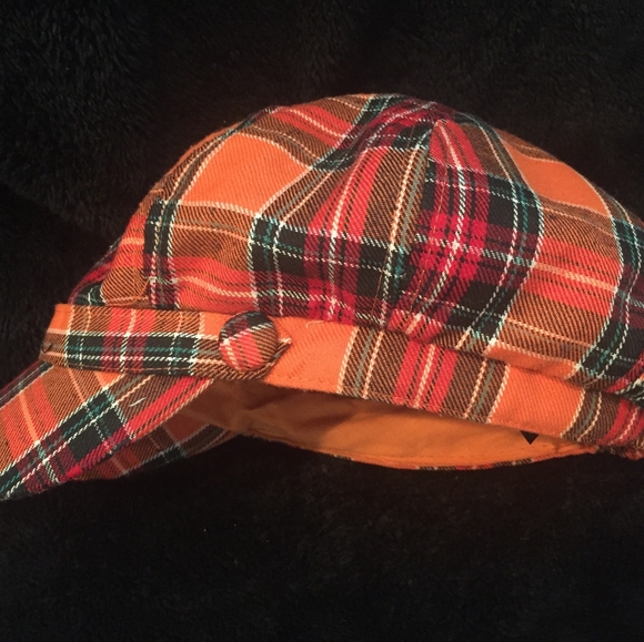 Hat - Picture 3 of 3